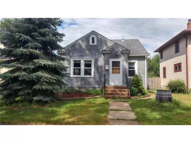 Main picture of 4004 16th Ave S