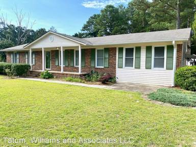 Main picture of 12237 NC 41 Hwy W