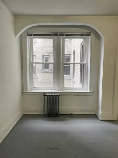 Main picture of 329 Holbrook - 106