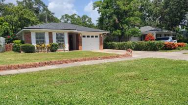 Main picture of 453 W Davis Blvd