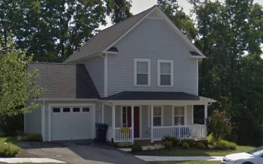 Main picture of 1700 Aden Ln