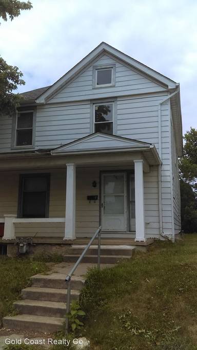 Main picture of 91 Notre Dame Ave