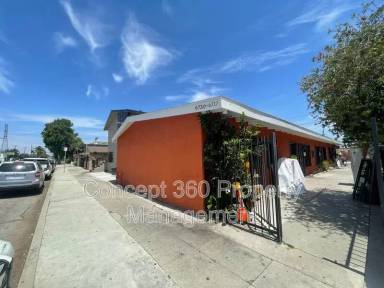 Main picture of 6730 N Paramount Blvd