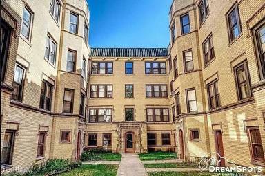 Main picture of 7317-7325 S East End Ave Apartments