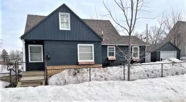 Main picture of 707 E 26th St
