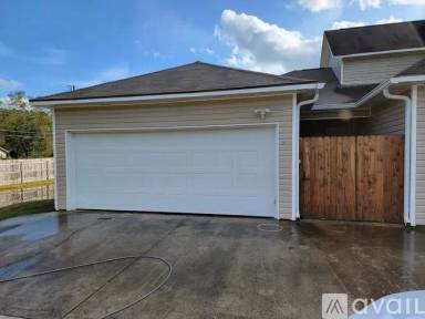 Main picture of 43250 Creek Cir