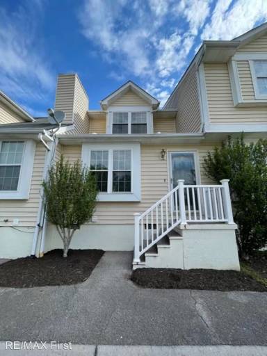 Main picture of 613 Vose Rd
