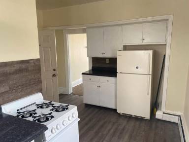 Main picture of 210 Oneil Street - 4