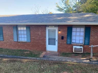 Main picture of 1801 Orchard St