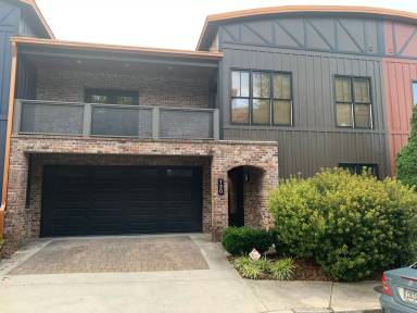 Main picture of 118 Ruth Dr