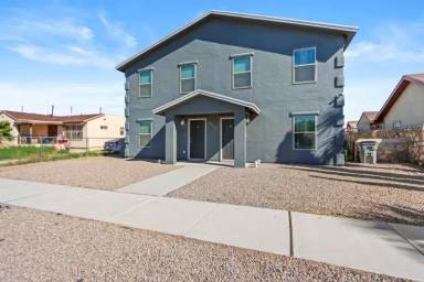 Main picture of 5717 Manila Dr
