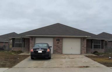 Main picture of 2801A Lucille Dr