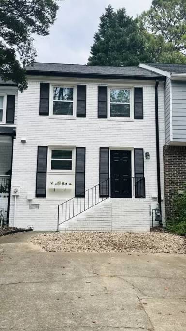 Main picture of 1481 Bentley Ln SE