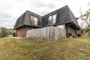 Main picture of 9104 Woodpark Ln