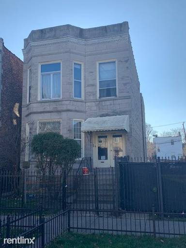 Main picture of 3939 W Lexington St