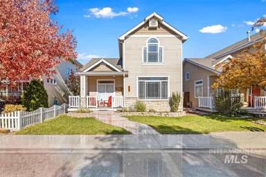 Main picture of 860 E Denise St