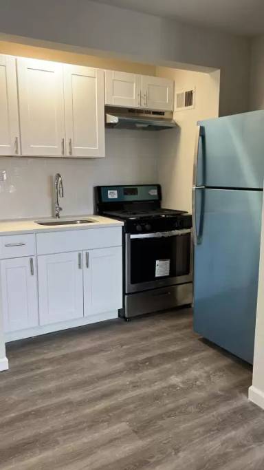 Main picture of 110 Washington St Apartments