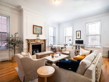 Main picture of 263 Clarendon St