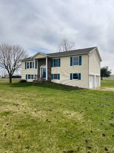 Main picture of 477 Gitts Run Rd