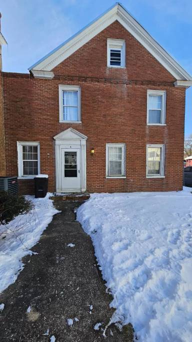 Main picture of 404 Market St