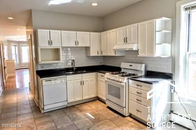 Main picture of 5138 N Claremont Ave