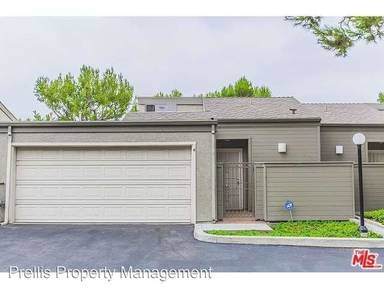 Main picture of 15766 Midwood Dr