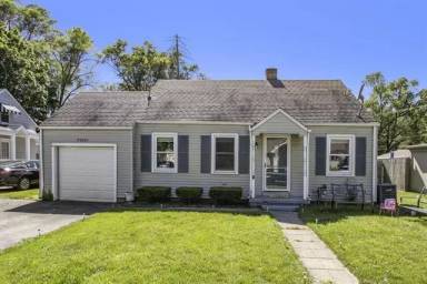 Main picture of 54221 Maple Lane Ave