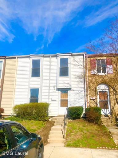Main picture of 766 W Side Dr