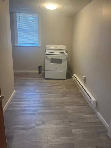 Main picture of 44 New Britain Avenue Apartments