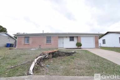 Main picture of 118 South Dr