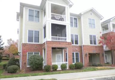 Main picture of 913 Portstewart Dr
