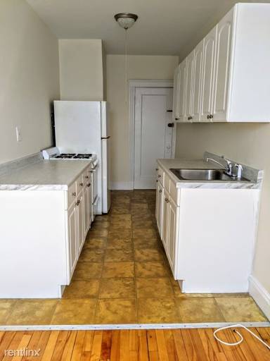 Main picture of 24 Sidlaw Rd