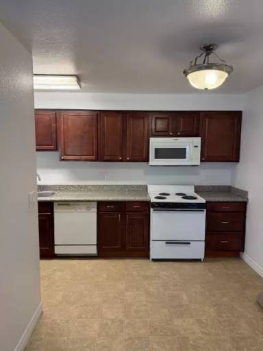 Main picture of 5229 Indian River Dr