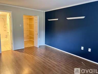 Main picture of 203 Victor Pkwy