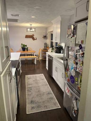 Main picture of 4044 Haverstraw Dr