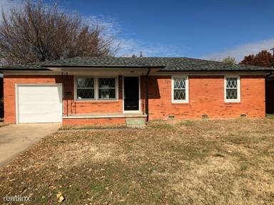 Main picture of 9115 E Latimer Pl