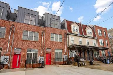 Main picture of 4125 Westminster Ave