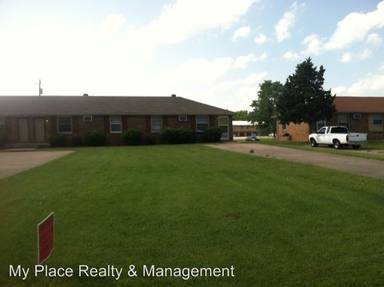 Main picture of 135 Airport Rd