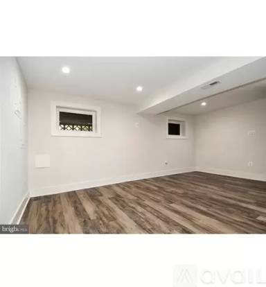 Main picture of 415 Hamilton St NW