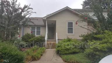 Main picture of 913 Ohara Dr