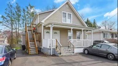 Main picture of 116 Medford St