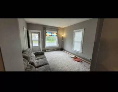Main picture of 315 8th Ave