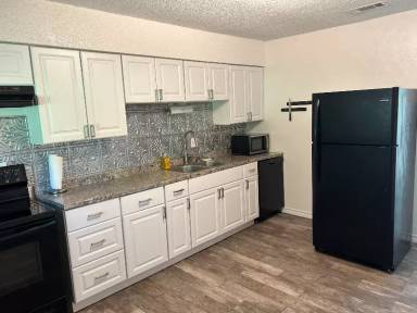 Main picture of 402 Randy Blvd