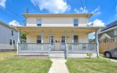 Main picture of 608 Pine St