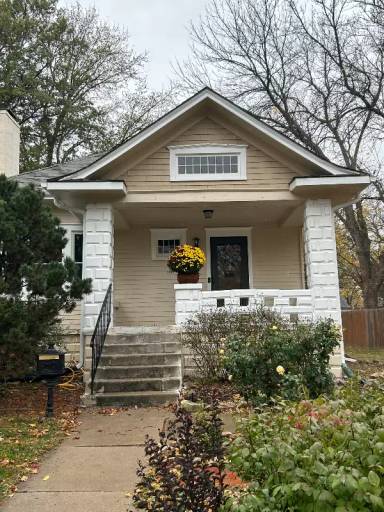 Main picture of 940 S Cedar St