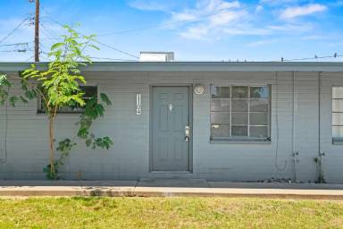 Main picture of 1102 S Stratton Ln