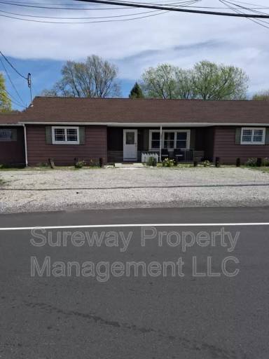 Main picture of 102 Red Lion Rd