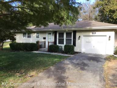 Main picture of 1508 NE 64th St
