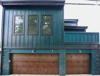 Main picture of 376 E Whittier St