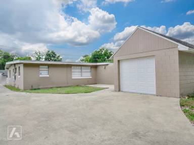 Main picture of 841 Seminole Ave